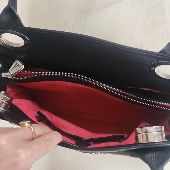 Judith Leiber Green and Black purse Genuine Python - Picture 6 of 15